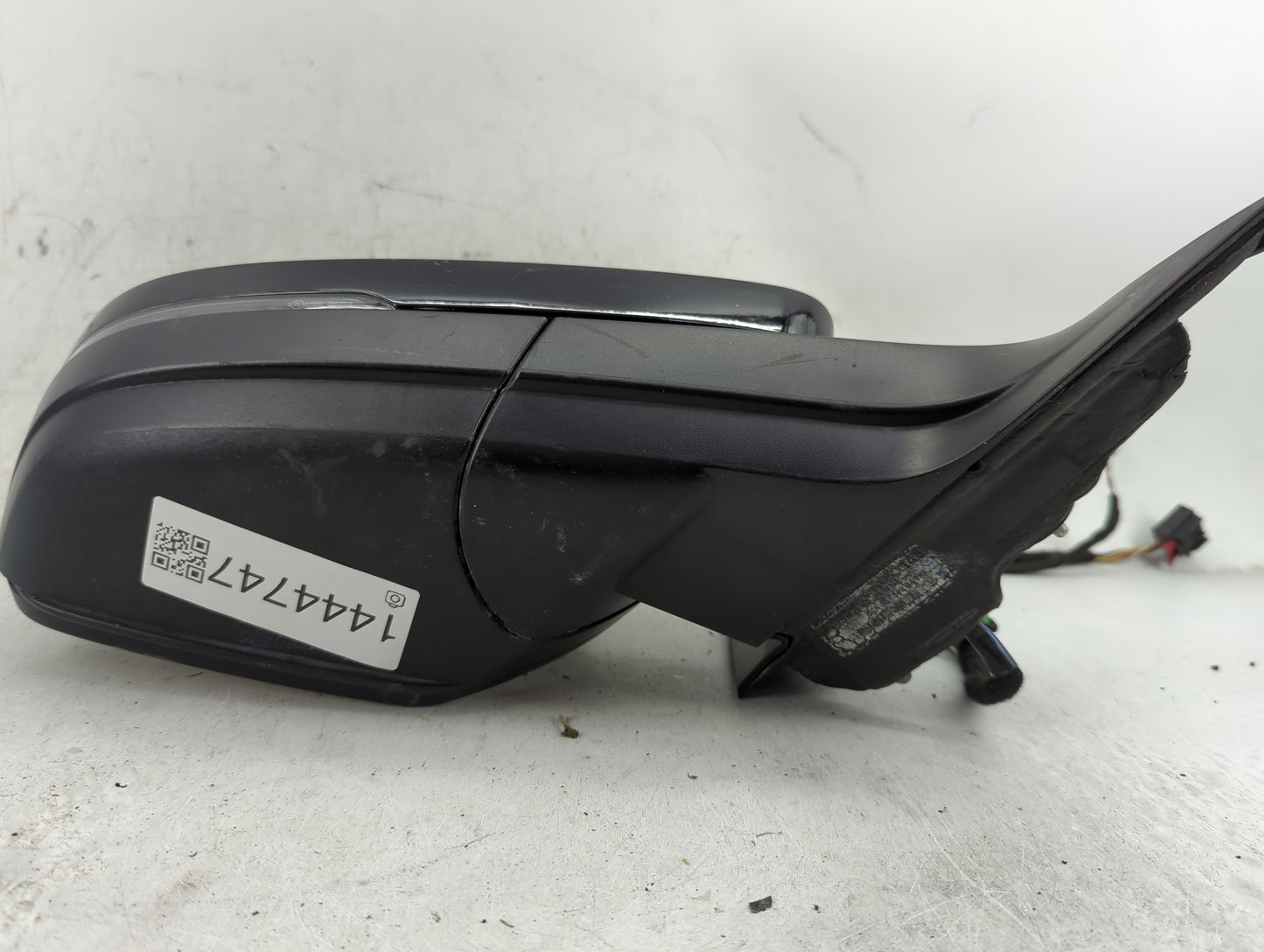 2019 Volkswagen Atlas Passenger Side View Mirror - Right Door Mirror OEM Used - Oemusedautoparts1.com
