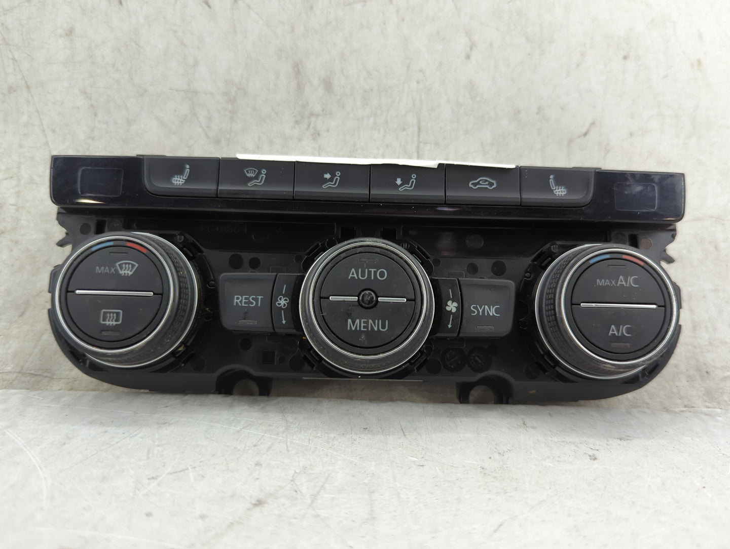 2019 Volkswagen Atlas Climate Control Module Temperature AC/Heater Replacement P/N:3CN907044L 5HB01356516 Fits OEM Used Auto