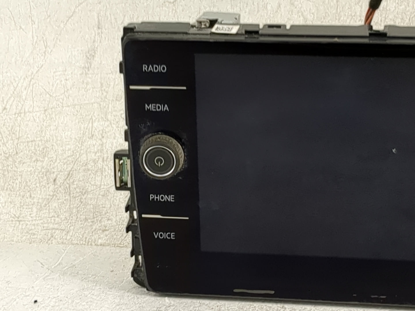2018-2022 Volkswagen Atlas Information Display Screen 1468423 - Oemusedautoparts1.com