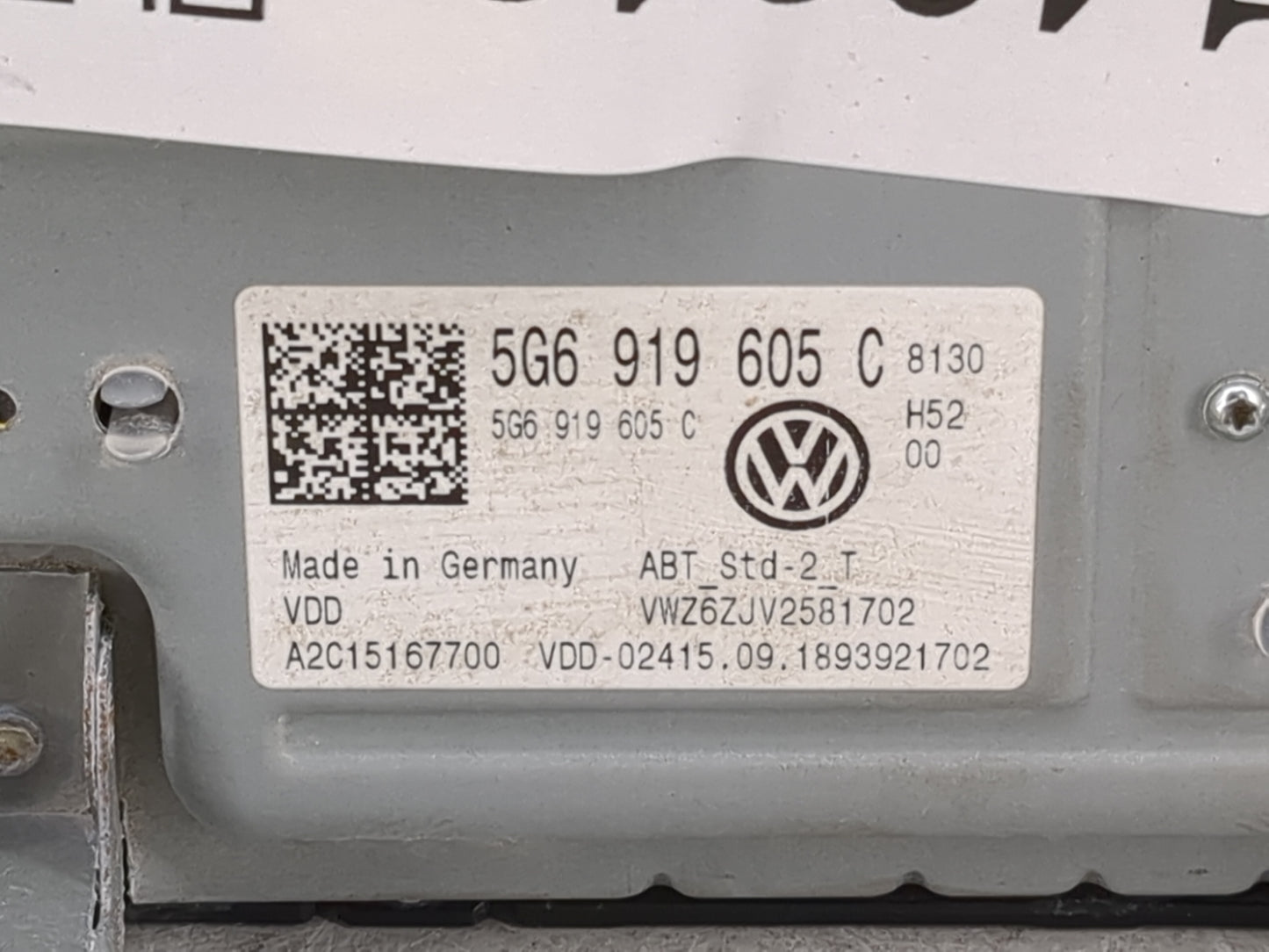 2018-2022 Volkswagen Atlas Information Display Screen 1468423 - Oemusedautoparts1.com