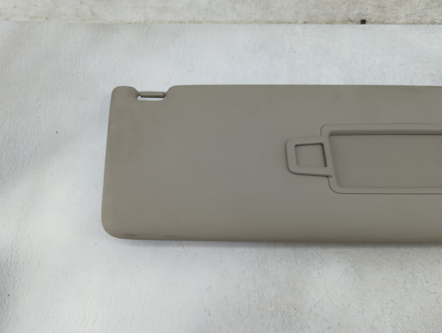 2018-2022 Volkswagen Atlas Sun Visor Shade Replacement Passenger Right Mirror Fits Fits 2018 2019 2020 2021 2022 OEM Used Au
