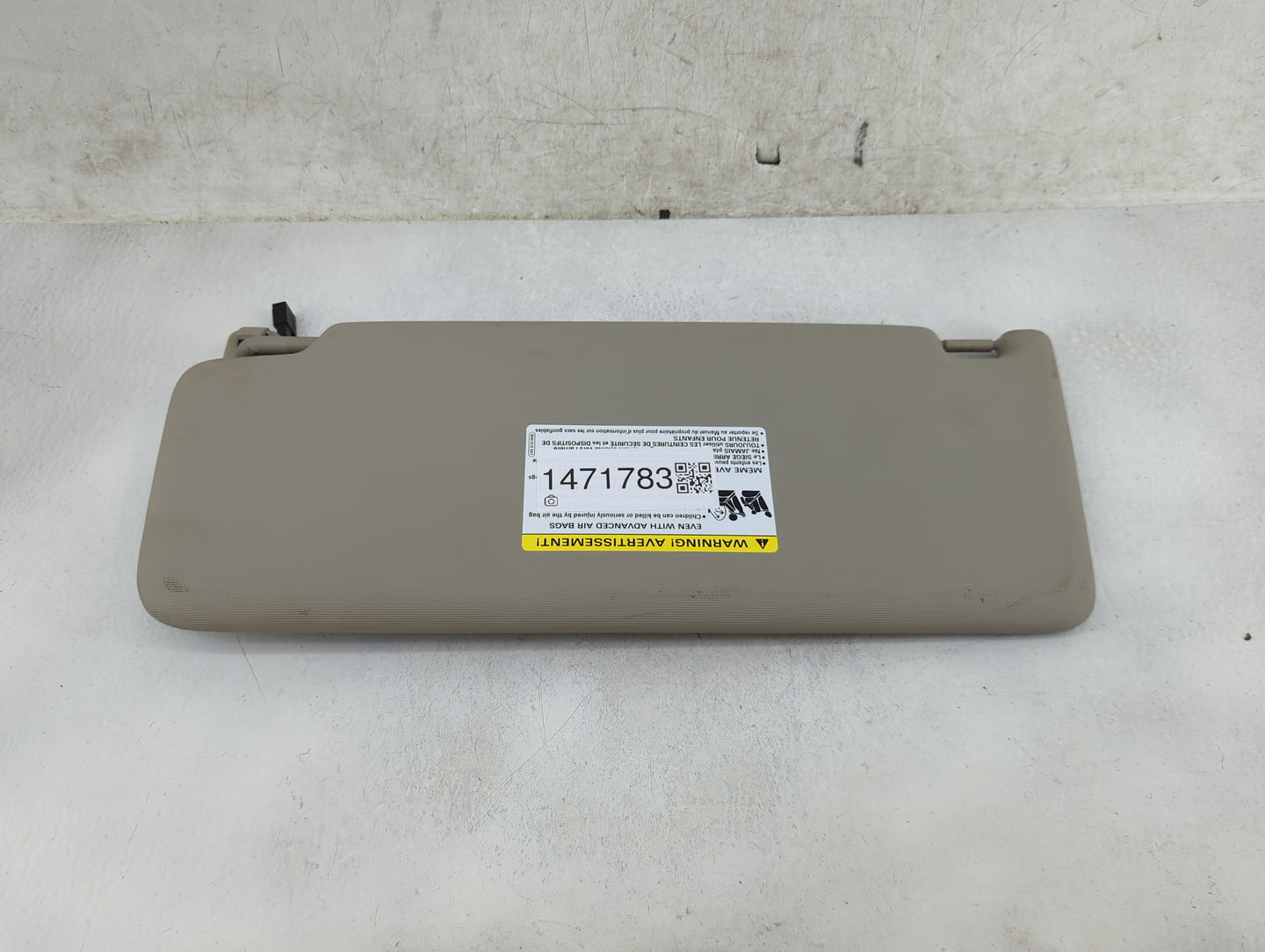 2018-2022 Volkswagen Atlas Sun Visor Shade Replacement Passenger Right Mirror Fits Fits 2018 2019 2020 2021 2022 OEM Used Au