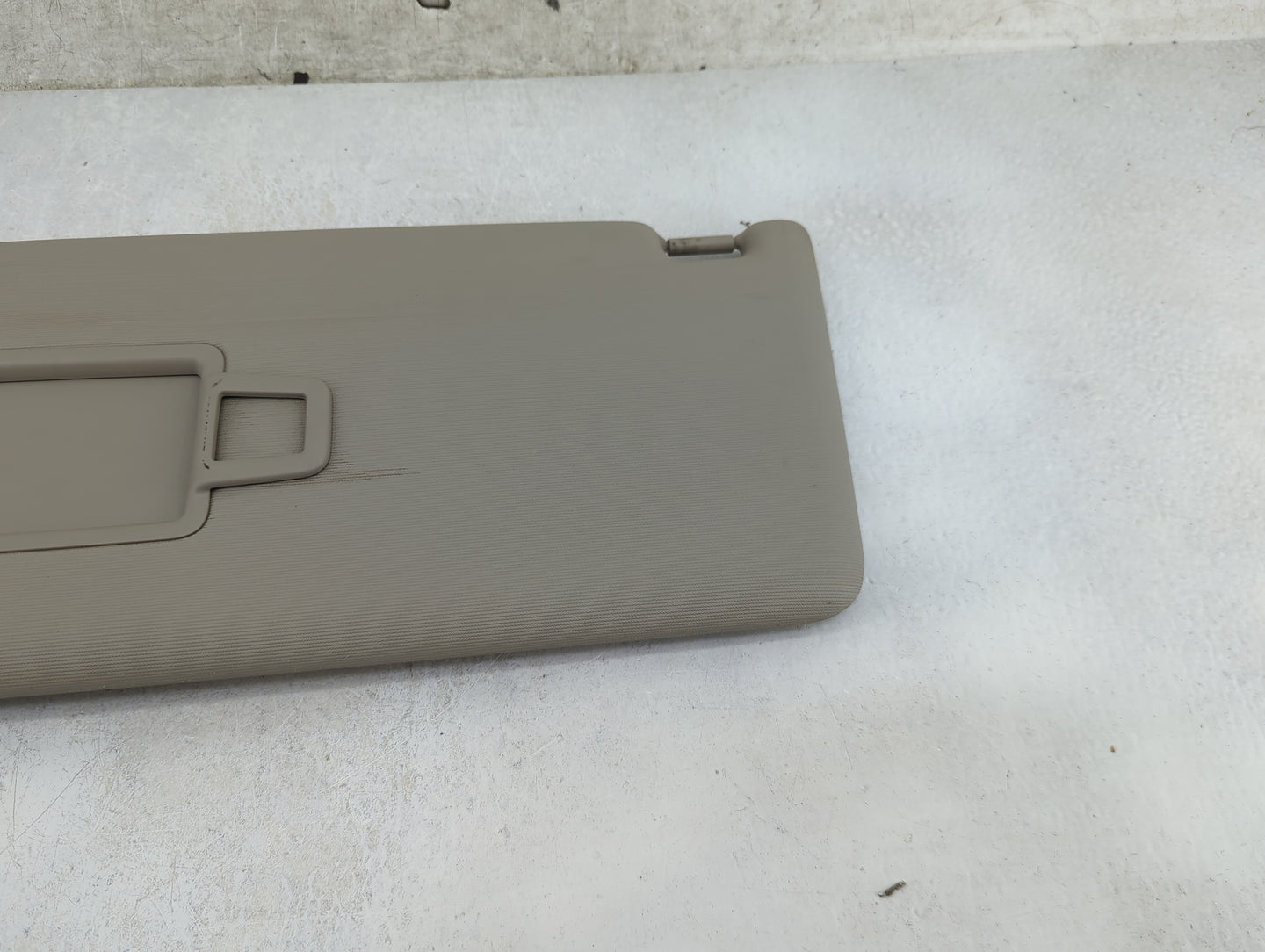 2020-2022 Volkswagen Atlas Sun Visor Shade Replacement Driver Left Mirror Fits Fits 2020 2021 2022 OEM Used Auto Parts - Oem