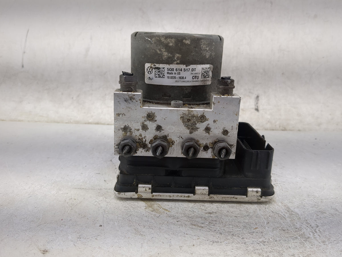2019 Volkswagen Atlas Anti-Lock Brake ABS Pump Module Actuator OEM P/N:5Q0614517DT 10.0220-1630.4 Fits OEM Used Auto Parts -