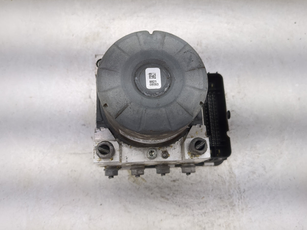 2019 Volkswagen Atlas Anti-Lock Brake ABS Pump Module Actuator OEM P/N:5Q0614517DT 10.0220-1630.4 Fits OEM Used Auto Parts -