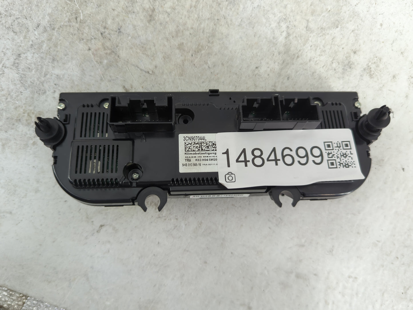 2019 Volkswagen Atlas Climate Control Module Temperature AC/Heater Replacement P/N:3CN907044L 5HB01356516 Fits OEM Used Auto