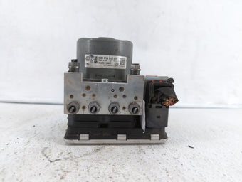 compare product 2018-2019 Volkswagen Atlas Anti-Lock Brake ABS Pump Module Actuator OEM P/N:5Q0 614 517 Fits Fits 2018 2019 OEM Used Auto Parts