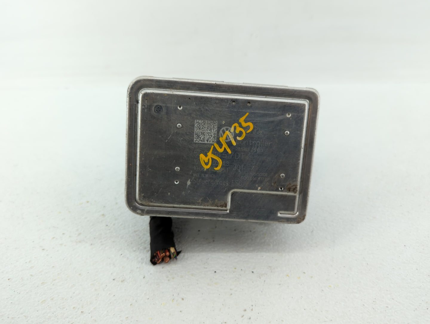 2018-2019 Volkswagen Atlas ABS Pump Control Module Replacement P/N:5Q0 614 517 Fits Fits 2018 2019 OEM Used Auto Parts - Oem