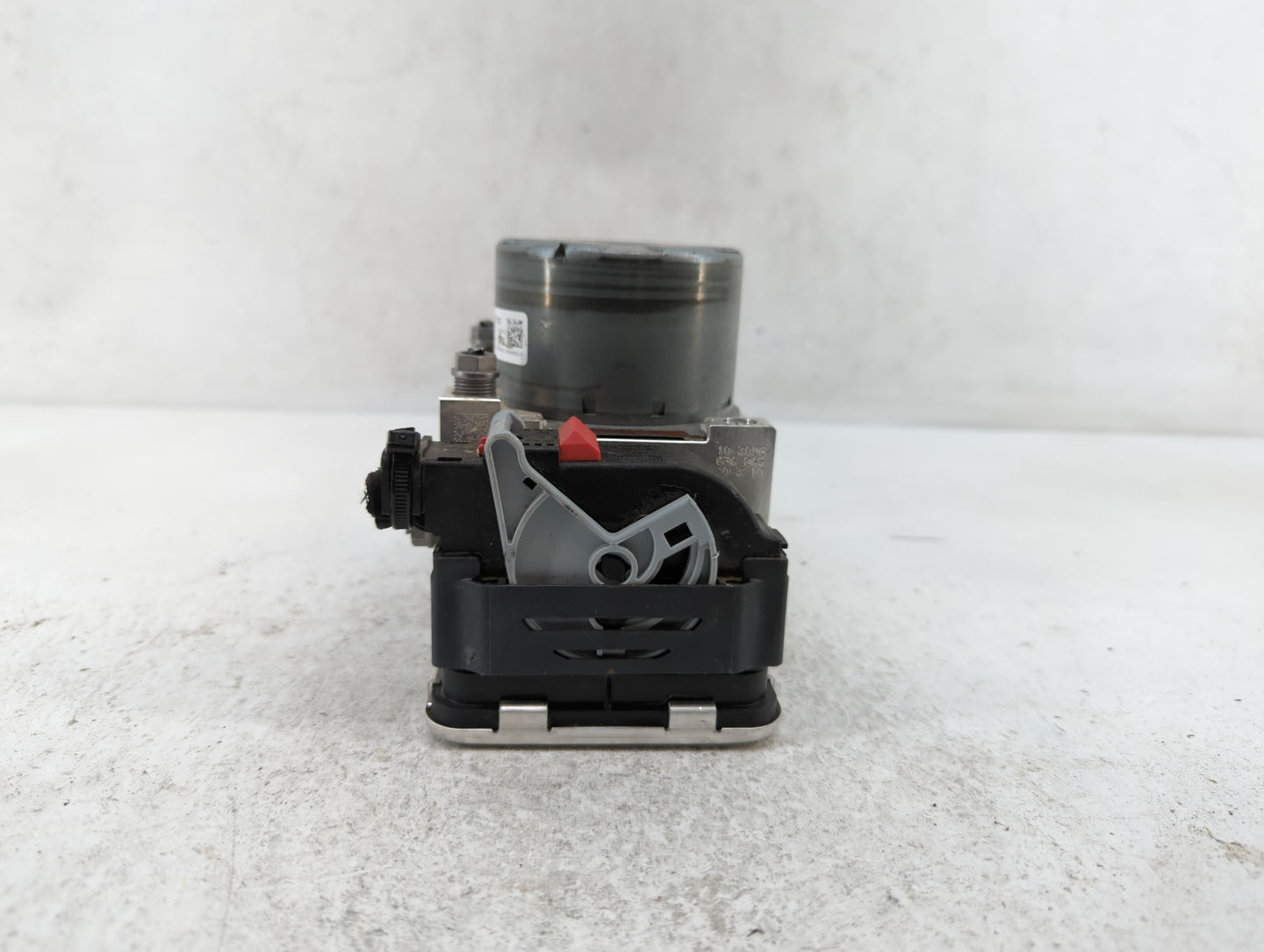 2019 Volkswagen Atlas ABS Pump Control Module Replacement P/N:5Q0 614 517 Fits OEM Used Auto Parts - Oemusedautoparts1.com