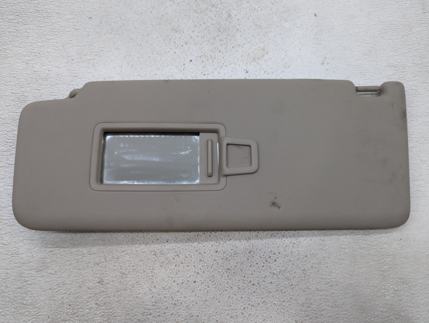 2020-2022 Volkswagen Atlas Sun Visor Shade Replacement Driver Left Mirror Fits Fits 2020 2021 2022 OEM Used Auto Parts - Oem