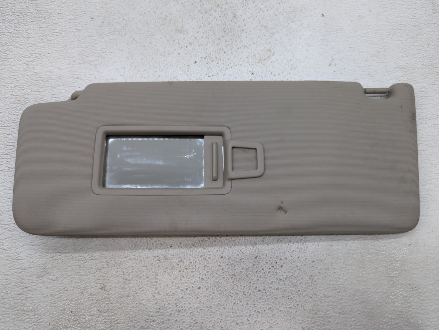 2020-2022 Volkswagen Atlas Sun Visor Shade Replacement Driver Left Mirror Fits Fits 2020 2021 2022 OEM Used Auto Parts - Oem
