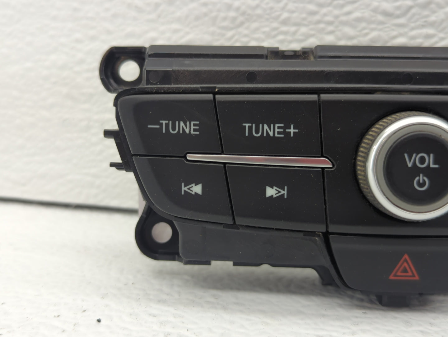 2019 Volkswagen Atlas Climate Control Module Temperature AC/Heater Replacement P/N:F1CT18K811HC Fits OEM Used Auto Parts - O