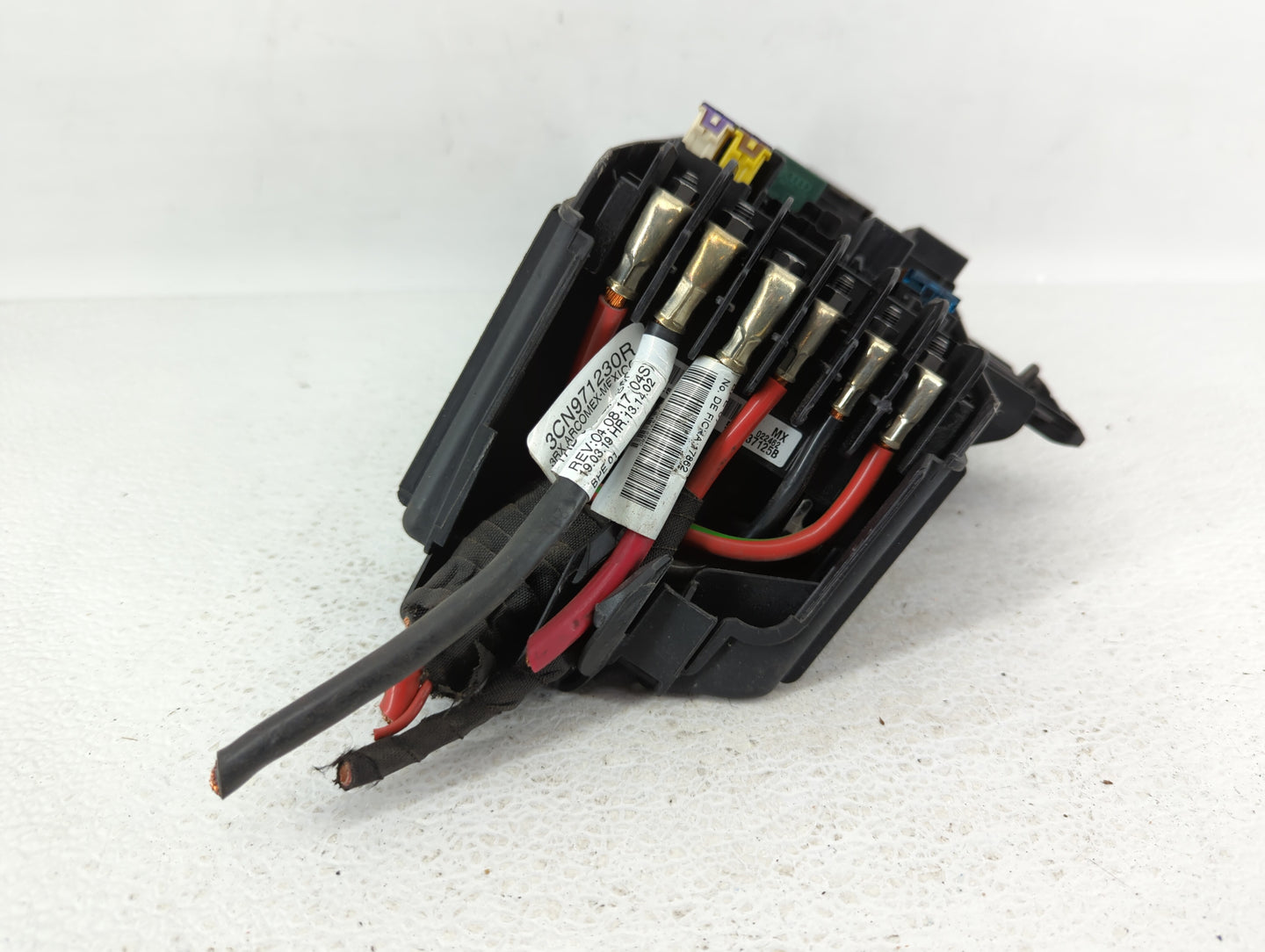 2020-2022 Volkswagen Atlas Fusebox Fuse Box Panel Relay Module P/N:3CN 971 230 R 5Q0 907 361 D Fits Fits 2020 2021 2022 OEM 