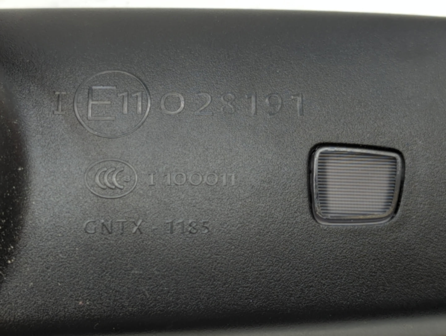 2020-2022 Volkswagen Atlas Interior Rear View Mirror Replacement OEM P/N:GNTX-1185 E11028191 Fits Fits 2020 2021 2022 OEM Us