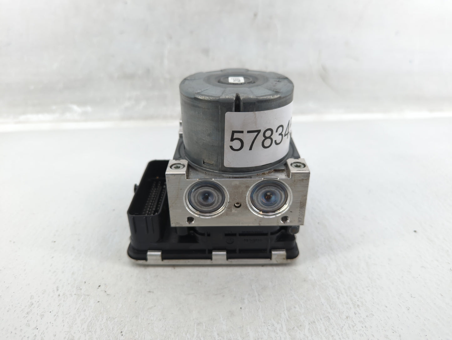 2019 Volkswagen Atlas ABS Pump Control Module Replacement P/N:5Q0 614 517 DT Fits OEM Used Auto Parts - Oemusedautoparts1.co