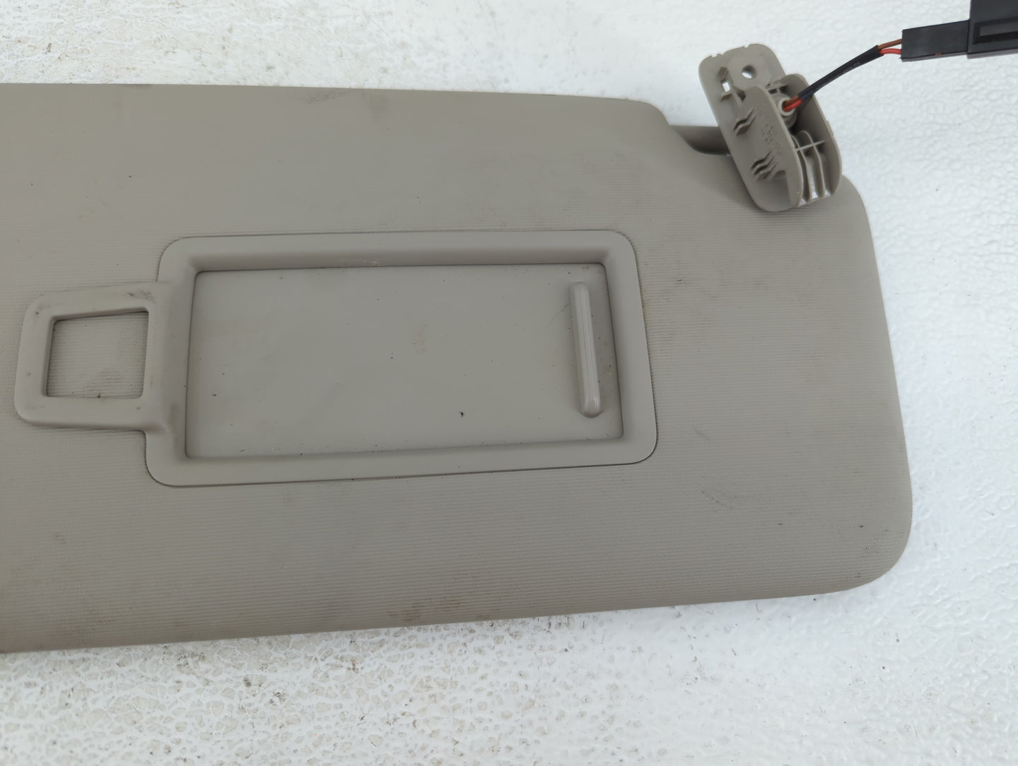 2018-2022 Volkswagen Atlas Sun Visor Shade Replacement Passenger Right Mirror Fits Fits 2018 2019 2020 2021 2022 OEM Used Au