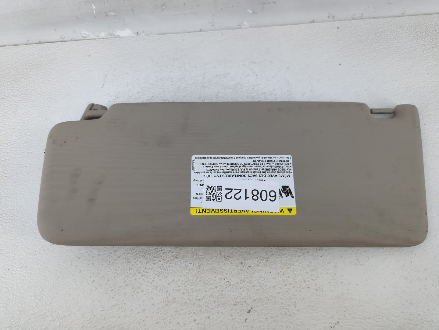 2018-2022 Volkswagen Atlas Sun Visor Shade Replacement Passenger Right Mirror Fits Fits 2018 2019 2020 2021 2022 OEM Used Au