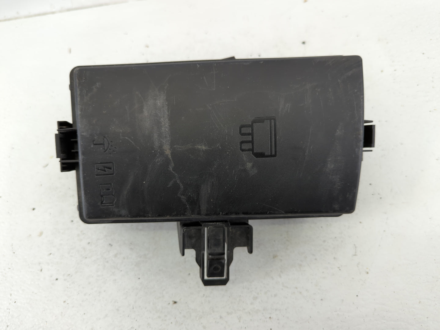 2020-2022 Volkswagen Atlas Fusebox Fuse Box Panel Relay Module P/N:PA6-GB20+GF10 5Q0 907 361 D Fits Fits 2020 2021 2022 OEM 