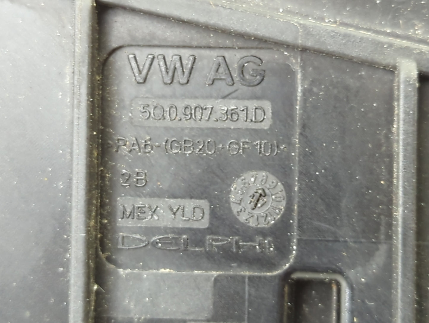 2020-2022 Volkswagen Atlas Fusebox Fuse Box Panel Relay Module P/N:PA6-GB20+GF10 5Q0 907 361 D Fits Fits 2020 2021 2022 OEM 