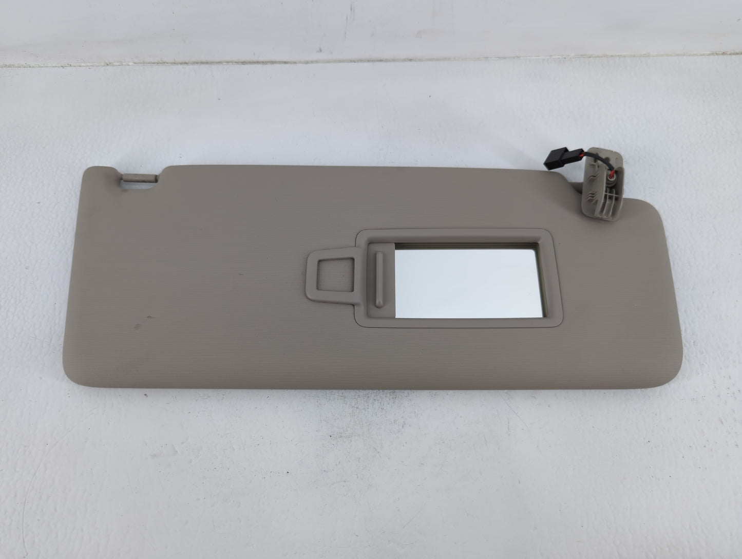 2018-2022 Volkswagen Atlas Sun Visor Shade Replacement Passenger Right Mirror Fits Fits 2018 2019 2020 2021 2022 OEM Used Au