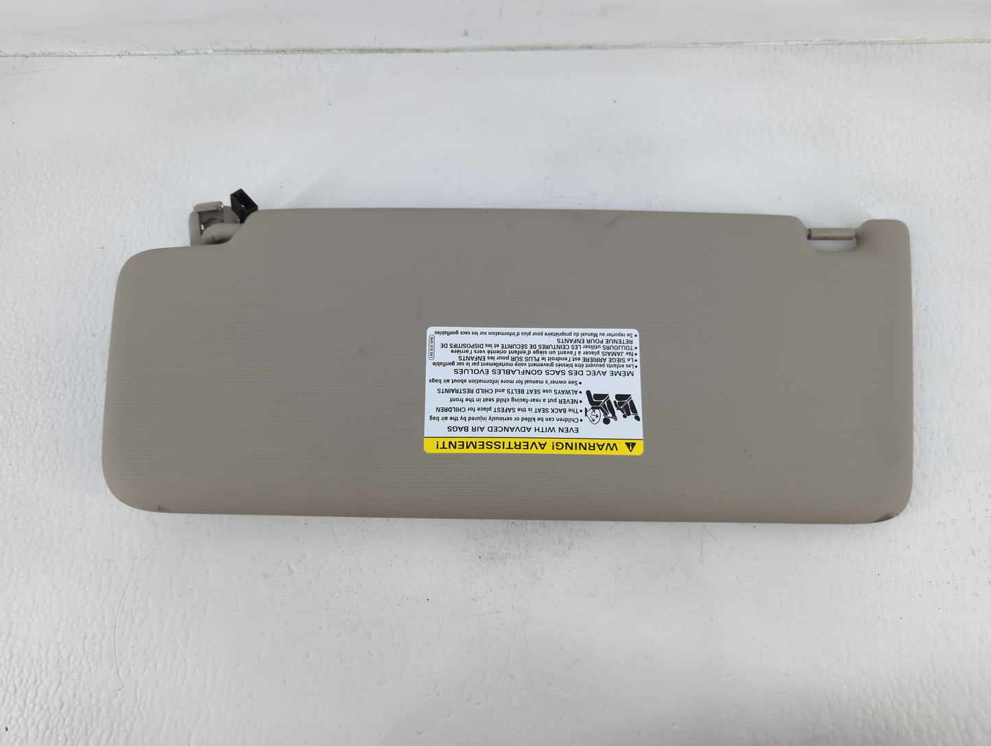 2018-2022 Volkswagen Atlas Sun Visor Shade Replacement Passenger Right Mirror Fits Fits 2018 2019 2020 2021 2022 OEM Used Au