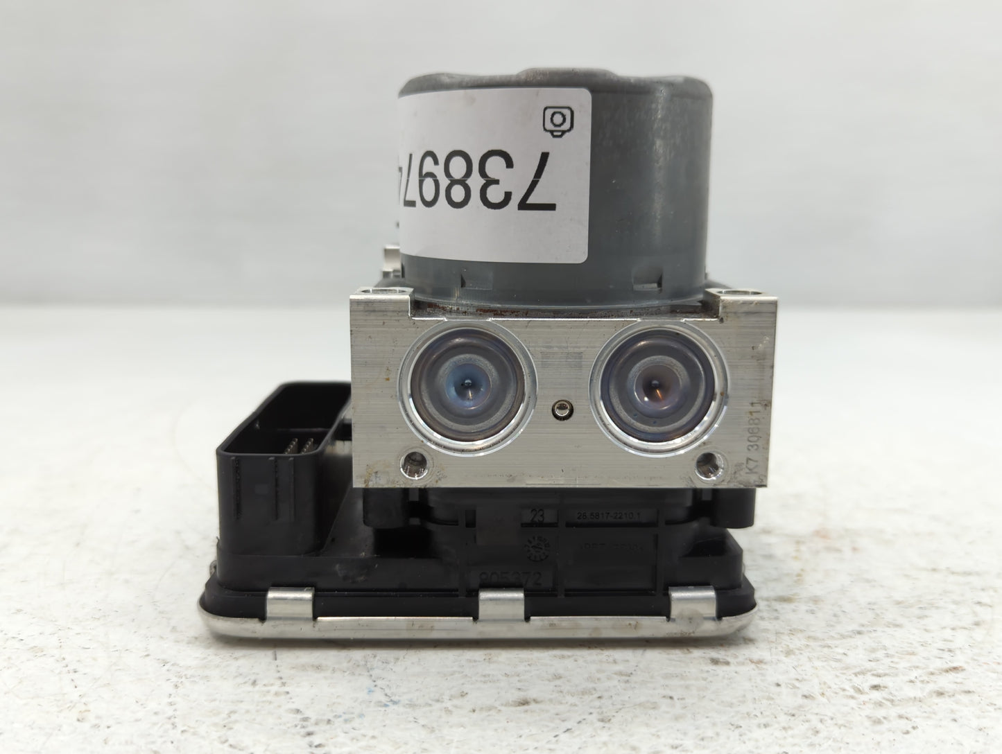 2019 Volkswagen Atlas ABS Pump Control Module Replacement P/N:5Q0 614 517 DS Fits OEM Used Auto Parts - Oemusedautoparts1.co