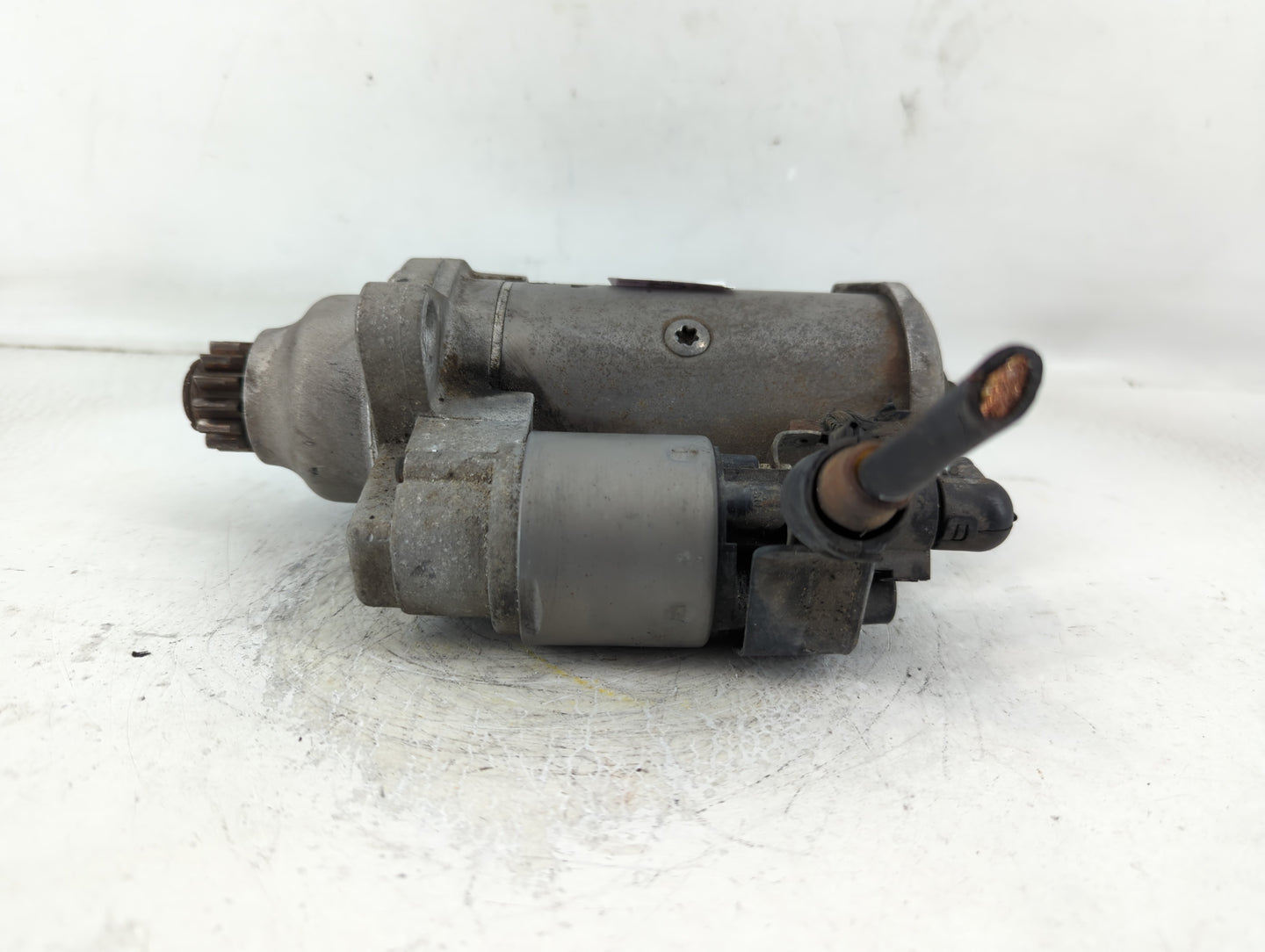 2018-2022 Volkswagen Atlas Car Starter Motor Solenoid OEM P/N:02M 911 021 P Fits Fits 2018 2019 2020 2021 2022 OEM Used Auto