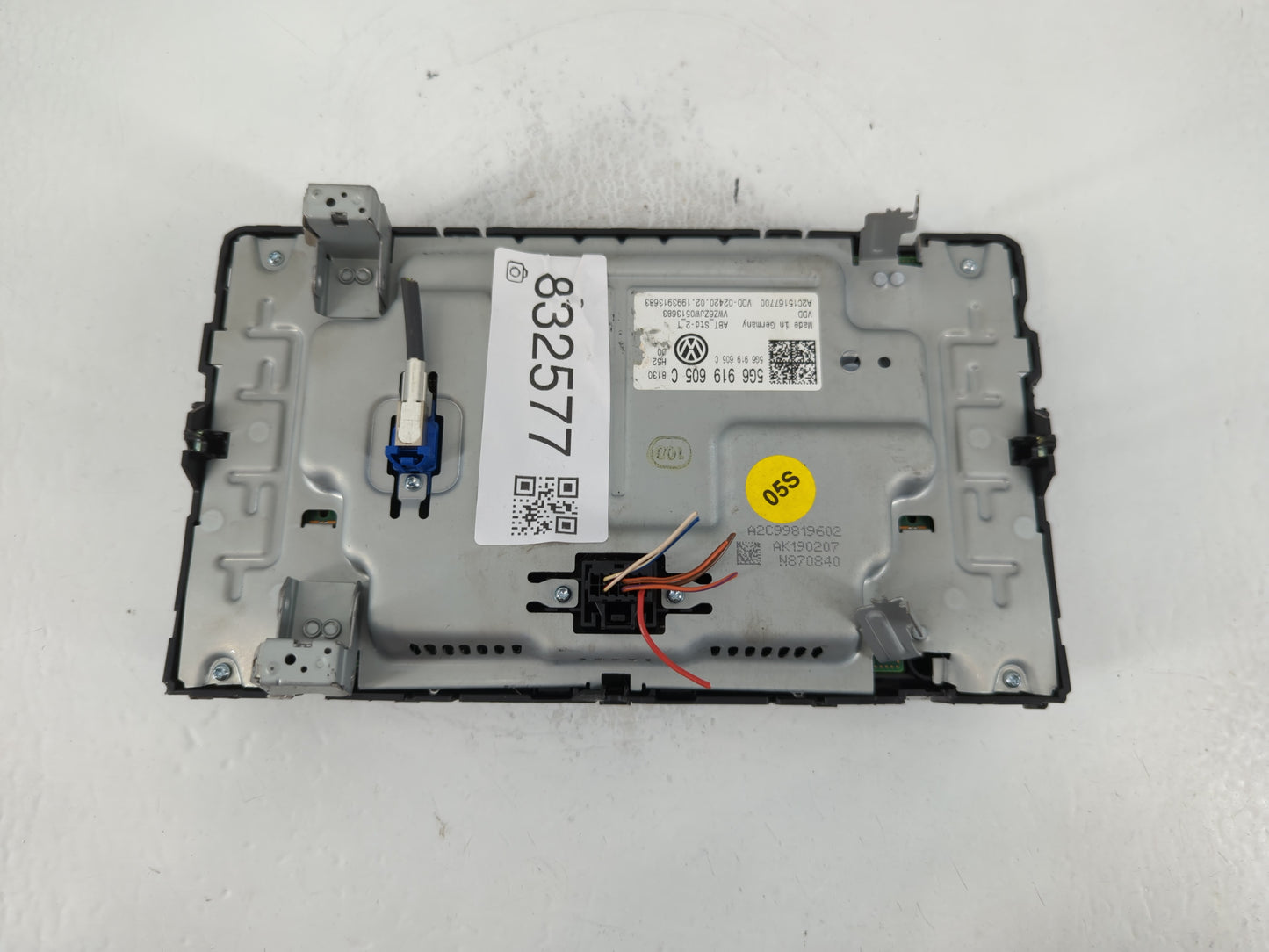 Volkswagen Atlas Information Display Screen - Oemusedautoparts1.com