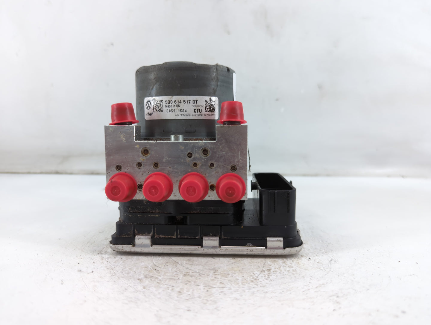 2019 Volkswagen Atlas ABS Pump Control Module Replacement P/N:5Q0 614 517 DT Fits OEM Used Auto Parts - Oemusedautoparts1.co