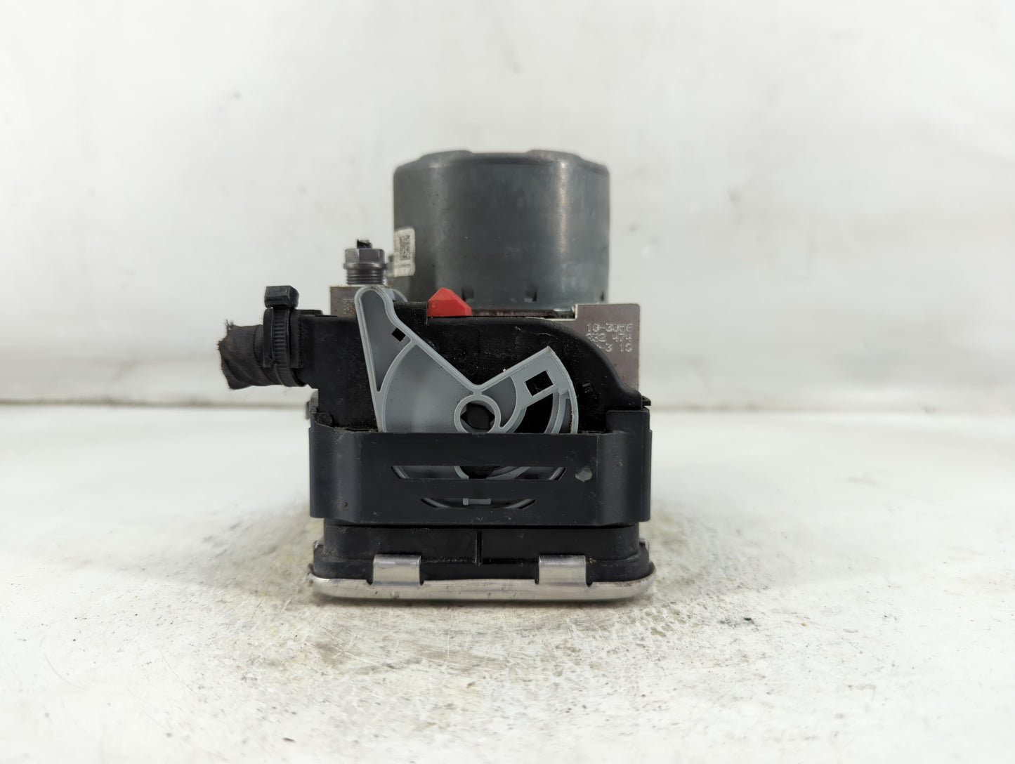2019 Volkswagen Atlas ABS Pump Control Module Replacement P/N:5Q0 614 517 DT Fits OEM Used Auto Parts - Oemusedautoparts1.co