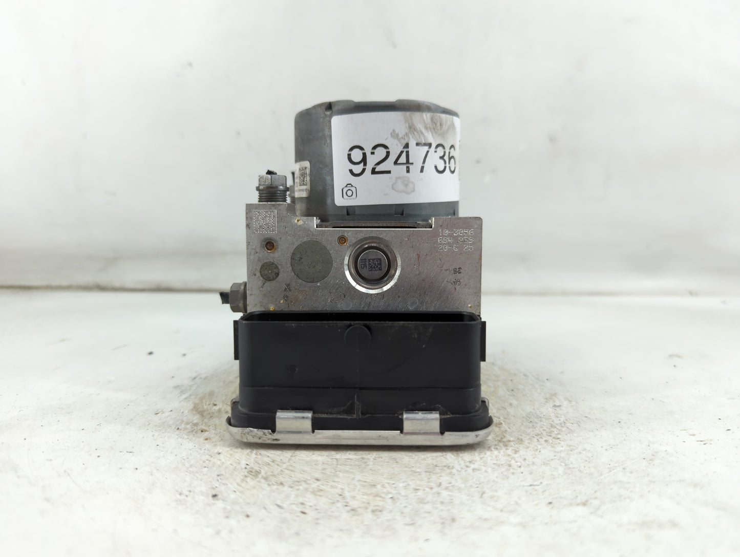 2019 Volkswagen Atlas ABS Pump Control Module Replacement P/N:5Q0 614 517 DT Fits OEM Used Auto Parts - Oemusedautoparts1.co