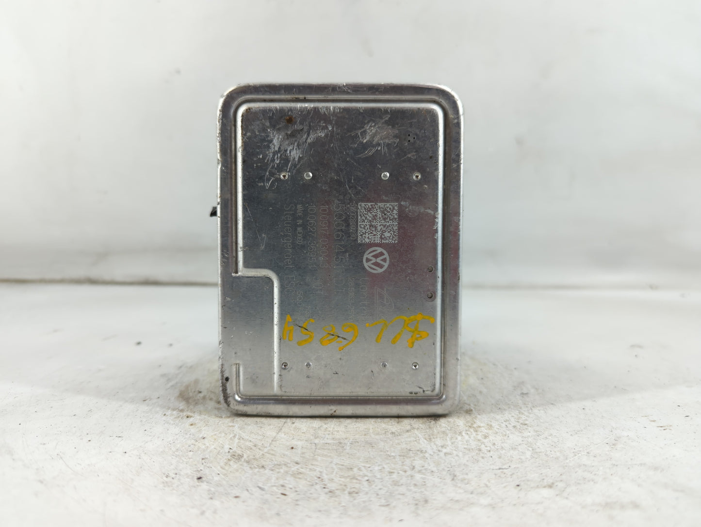 2019 Volkswagen Atlas ABS Pump Control Module Replacement P/N:5Q0 614 517 DT Fits OEM Used Auto Parts - Oemusedautoparts1.co