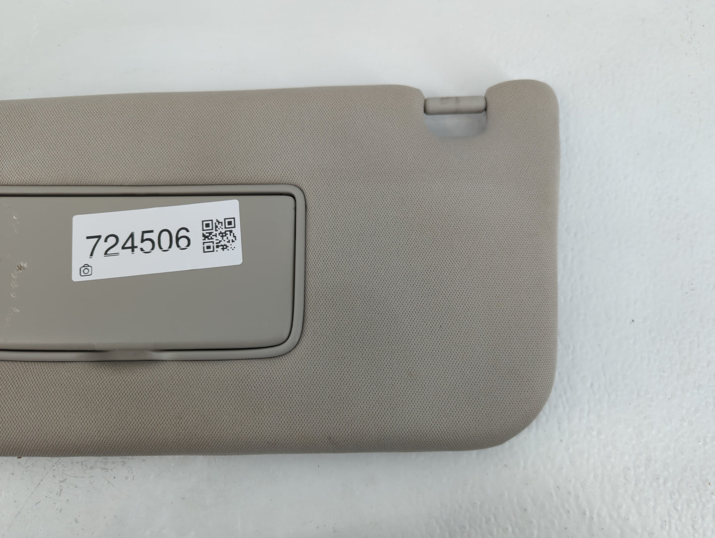 2020-2022 Volkswagen Atlas Cross Sport Sun Visor Shade Replacement Driver Left Mirror Fits Fits 2020 2021 2022 OEM Used Auto