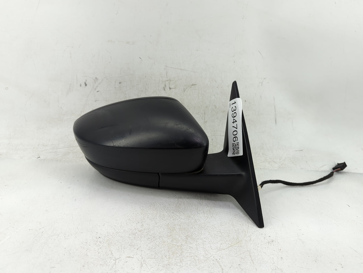 2012-2019 Volkswagen Beetle Passenger Side View Mirror - Right Door Mirror OEM Used - Oemusedautoparts1.com