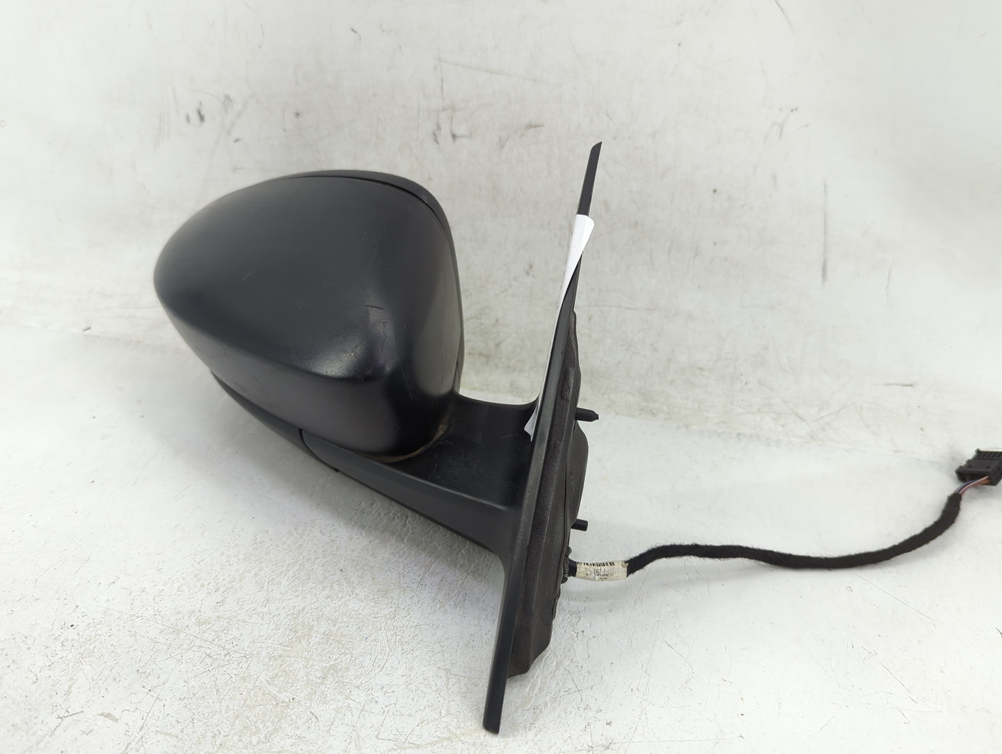 2012-2019 Volkswagen Beetle Passenger Side View Mirror - Right Door Mirror OEM Used - Oemusedautoparts1.com