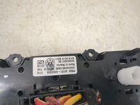 2017-2019 Volkswagen Beetle Climate Control Module Temperature AC/Heater Replacement P/N:5C0820047DC 90151-908/0009 Fits OEM