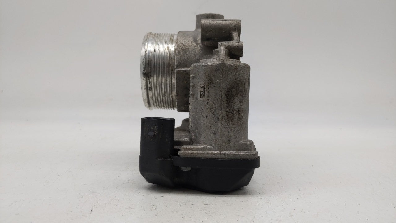 2019 Volkswagen Gli Throttle Body P/N:06F 133 062 AC Fits OEM Used Auto Parts - Oemusedautoparts1.com