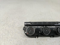 2018-2019 Volkswagen Golf Climate Control Module Temperature AC/Heater Replacement Fits Fits 2018 2019 OEM Used Auto Parts -