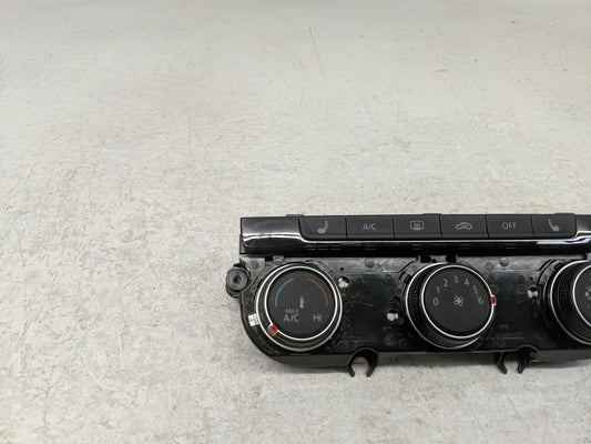 2018-2019 Volkswagen Golf Climate Control Module Temperature AC/Heater Replacement Fits Fits 2018 2019 OEM Used Auto Parts