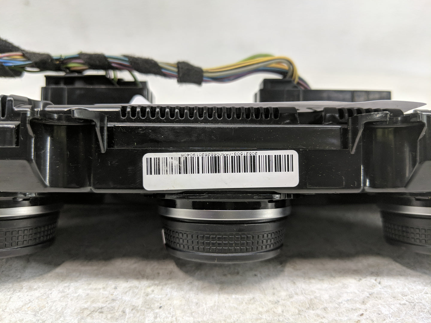 2018-2019 Volkswagen Golf Climate Control Module Temperature AC/Heater Replacement Fits Fits 2018 2019 OEM Used Auto Parts -