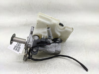 2015-2019 Volkswagen Golf Brake Master Cylinder - Oemusedautoparts1.com