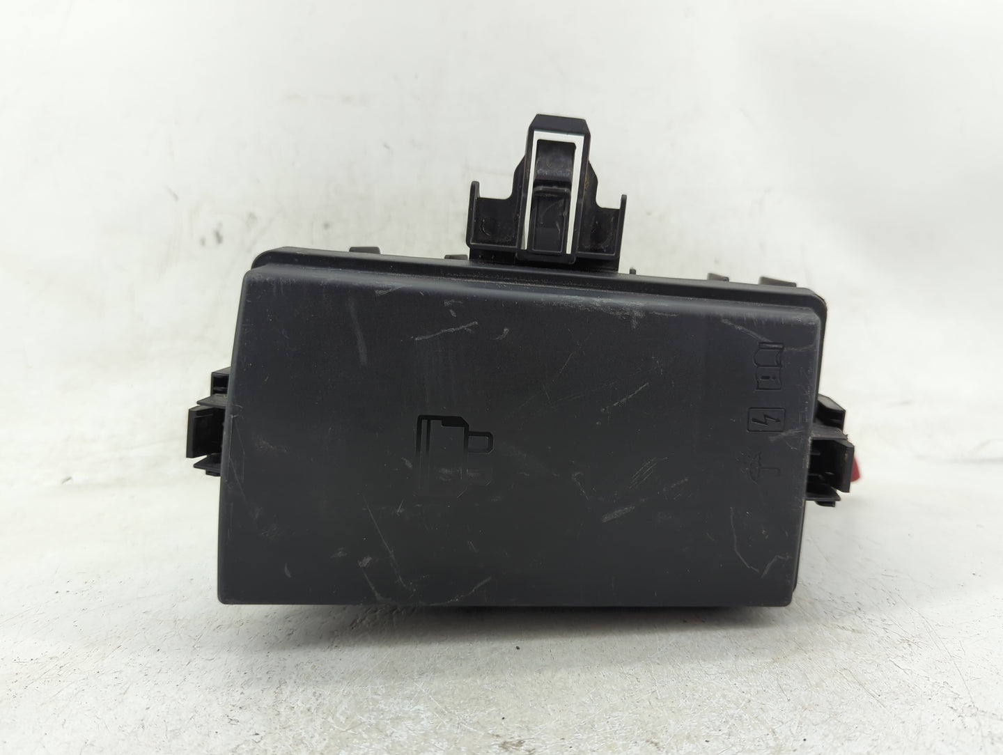 2015-2019 Volkswagen Golf Fusebox Fuse Box Panel Relay Module P/N:5Q0.907.361.D Fits Fits 2015 2016 2017 2018 2019 2020 2021