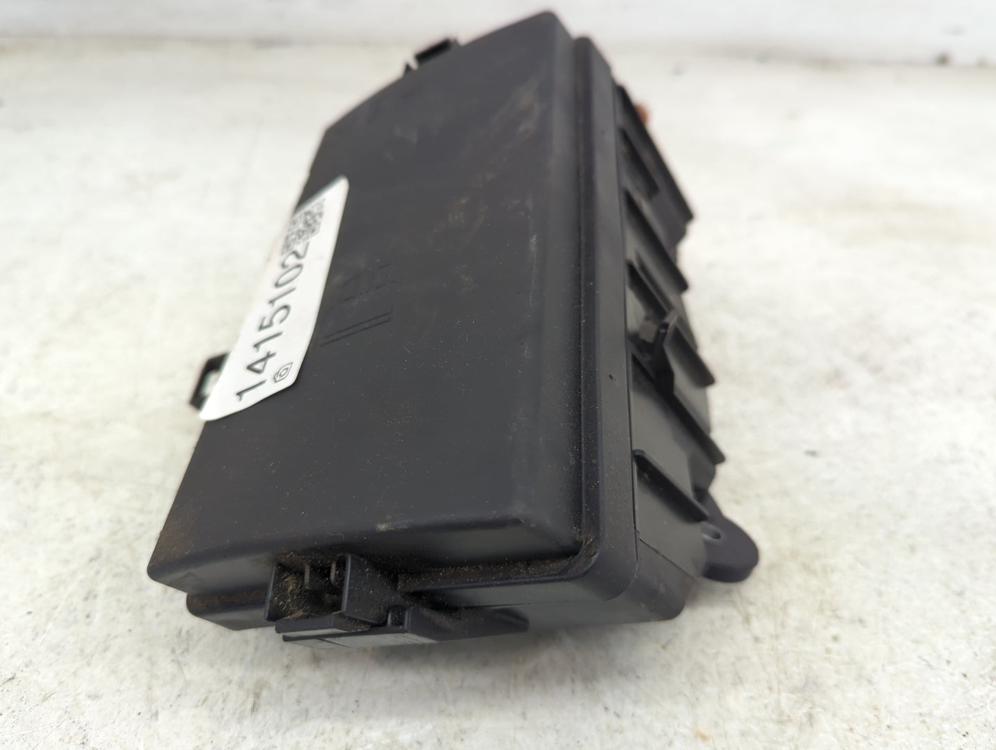 2015-2019 Volkswagen Golf Fusebox Fuse Box Panel Relay Module P/N:5Q0 907 361 D Fits Fits 2015 2016 2017 2018 2019 2020 2021
