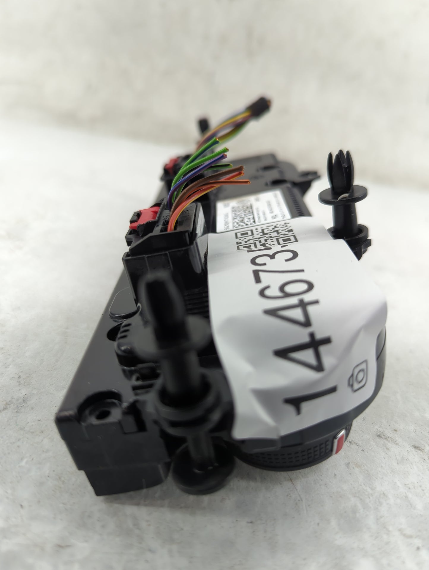 2018-2019 Volkswagen Golf Climate Control Module Temperature AC/Heater Replacement P/N:5GM907426G Fits Fits 2018 2019 OEM Us