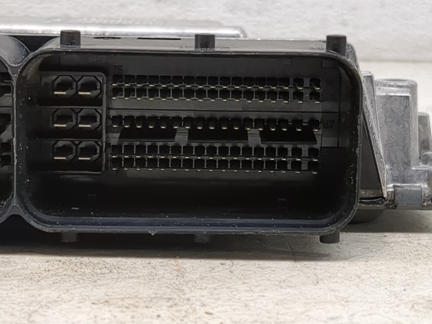 2019 Volkswagen Golf PCM Engine Control Computer ECU ECM PCU OEM P/N:06K 907 425 B Fits OEM Used Auto Parts - Oemusedautopar