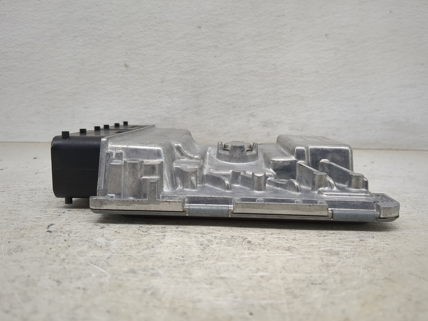 2019 Volkswagen Golf PCM Engine Control Computer ECU ECM PCU OEM P/N:06K 907 425 B Fits OEM Used Auto Parts - Oemusedautopar