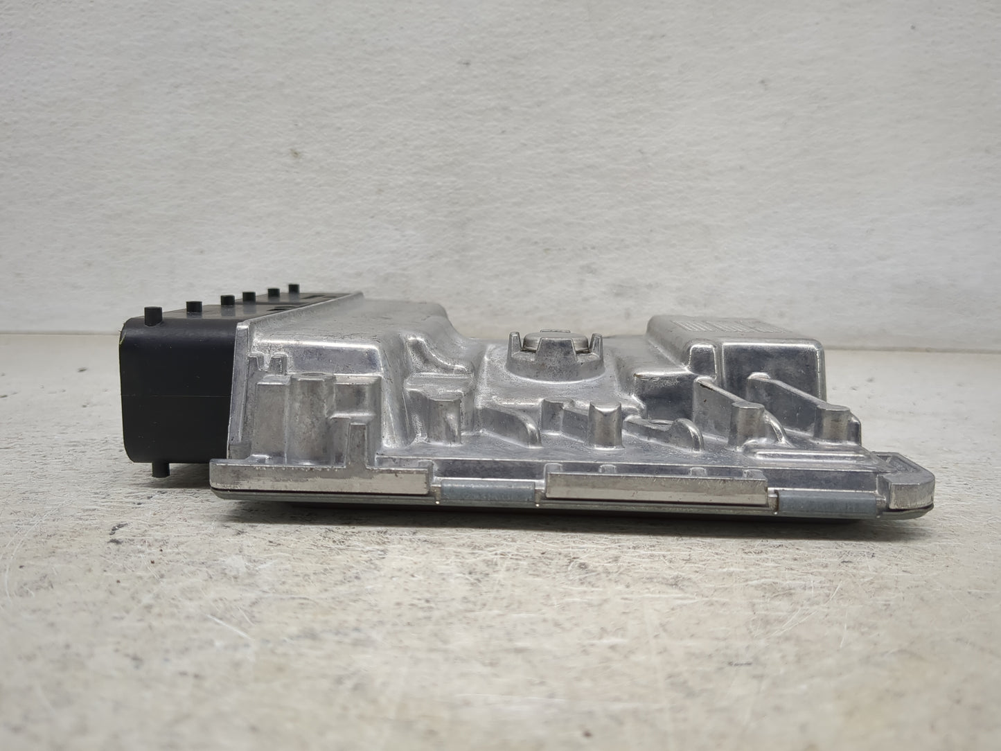 2019 Volkswagen Golf PCM Engine Control Computer ECU ECM PCU OEM P/N:06K 907 425 B Fits OEM Used Auto Parts - Oemusedautopar