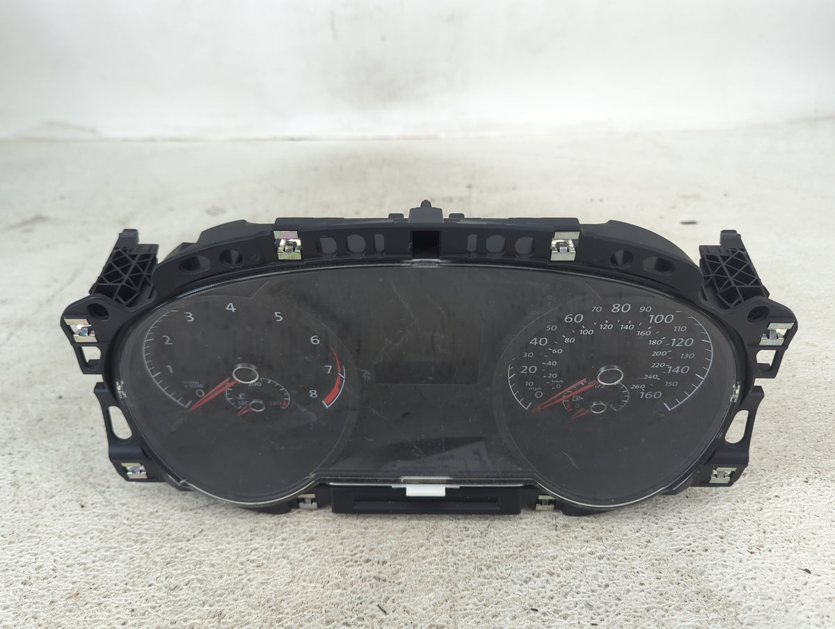 2018-2019 Volkswagen Golf Instrument Cluster Speedometer Gauges P/N:5G1920840D Miles: Fits Fits 2018 2019 OEM Used Auto Part