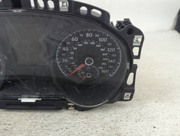 2018-2019 Volkswagen Golf Instrument Cluster Speedometer Gauges P/N:5G1920840D Miles: Fits Fits 2018 2019 OEM Used Auto Parts