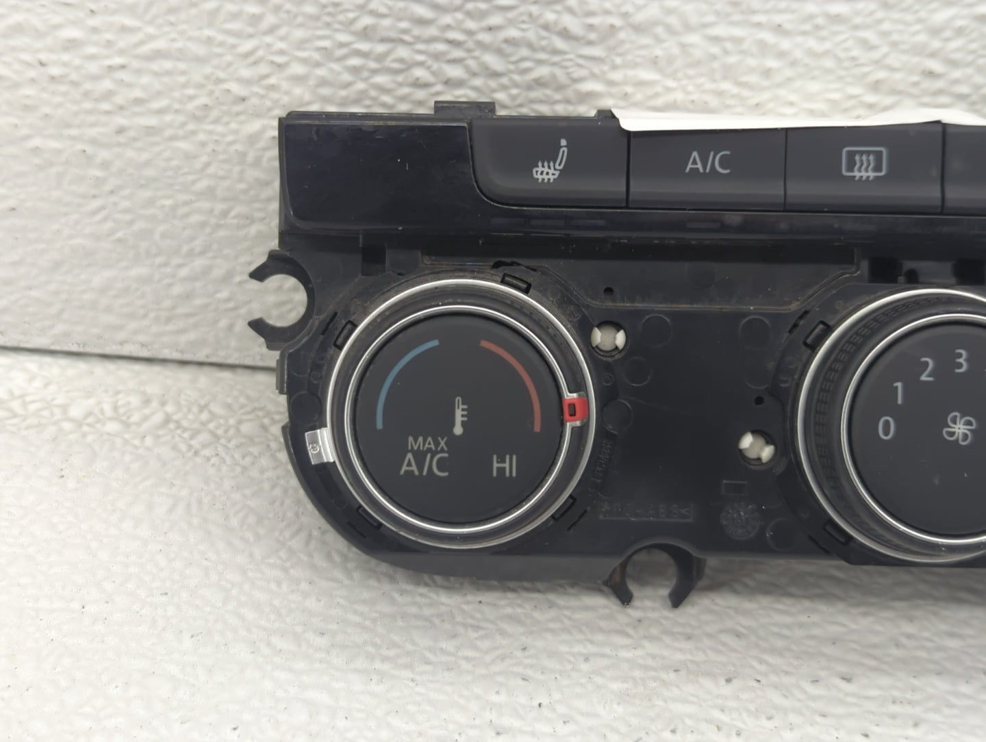 2018-2019 Volkswagen Golf Climate Control Module Temperature AC/Heater Replacement P/N:5HB 012 515 Fits Fits 2018 2019 OEM U